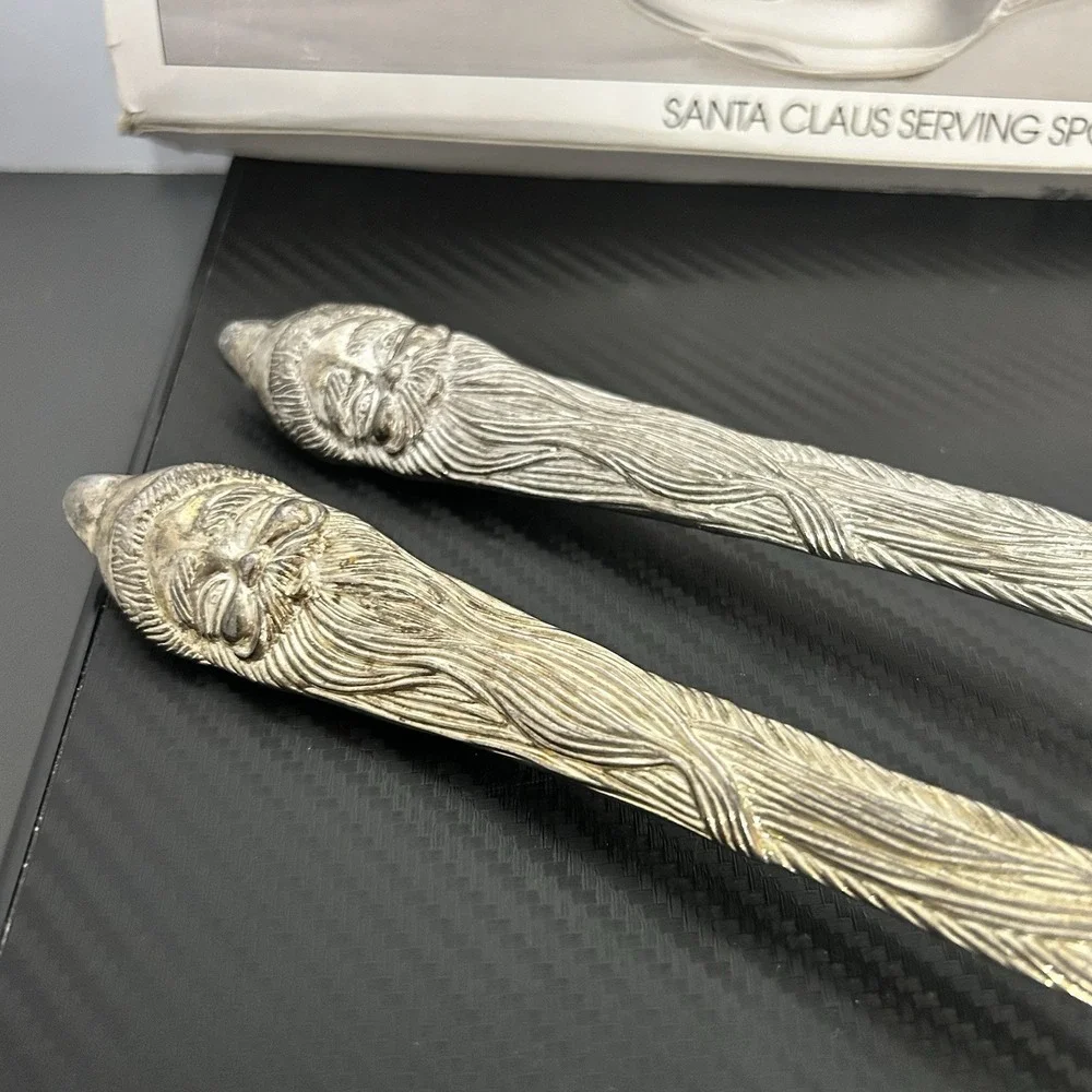 International Silver Silverplated Santa‎ Claus Serving Spoon & Fork Christmas